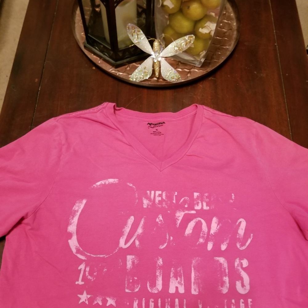 ARIZONA JEANS - distressed letterinh pink T-shirt